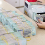 Áp lực thanh khoản đẩy lãi suất liên ngân hàng lên mức cao nhất nhiều tuần