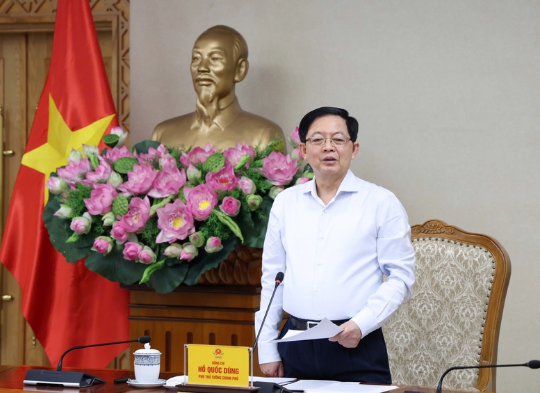 Phó Thủ tướng Hồ Quốc Dũng nhấn mạnh, việc sơ kết Nghị quyết số 18-NQ/TW và sửa đổi Luật Đất đai có ý nghĩa đặc biệt quan trọng, tác động sâu rộng đến mọi mặt đời sống kinh tế - xã hội - Ảnh: VGP/Gia Huy