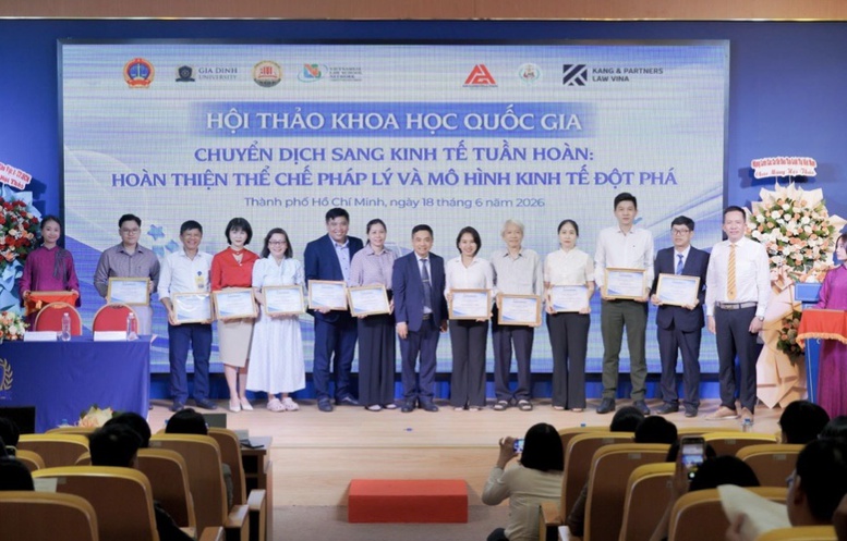 Hội thảo đã quy tụ nhiều chuyên gia, nhà khoa học và nhà hoạch định chính sách cùng thảo luận các giải pháp thúc đẩy phát triển kinh tế tuần hoàn tại Việt Nam.