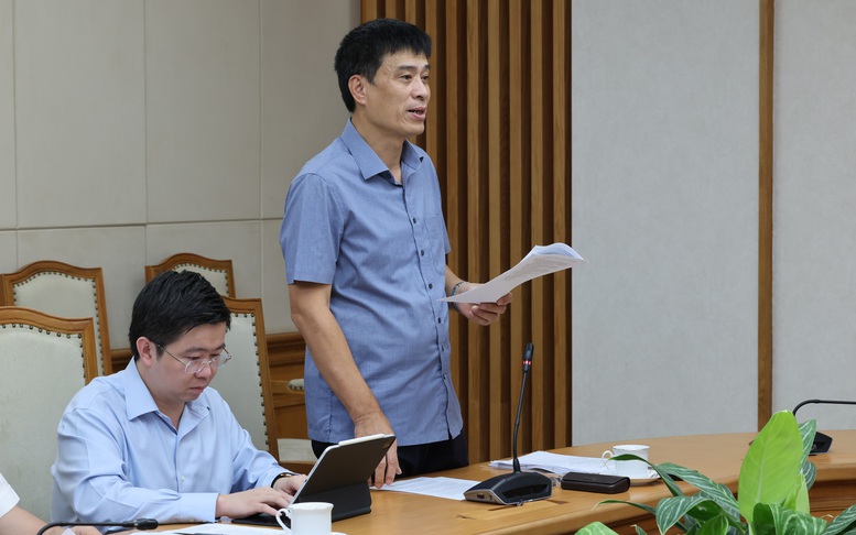 Thứ trưởng Bộ Xây dựng Phạm Minh Hà báo cáo tại cuộc họp - Ảnh: VGP/Phương Nguyên