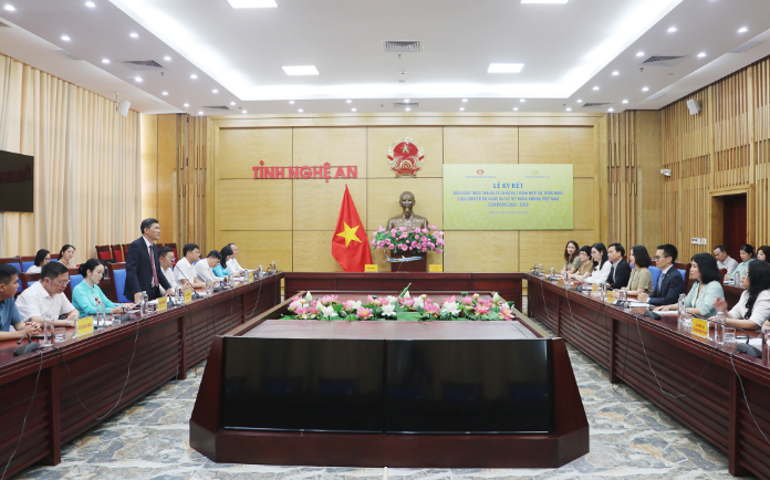 Nghe An and Vietnam Airlines sign comprehensive cooperation agreement for the 2026-2030 period