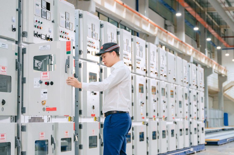 ABB đang triển khai Chương trình Phát triển Bền vững Nhà cung cấp toàn cầu, hỗ trợ các doanh nghiệp Việt Nam nâng cao năng lực quản lý chất lượng, tối ưu hóa quy trình sản xuất và thực hành phát triển bền vững theo tiêu chuẩn quốc tế.