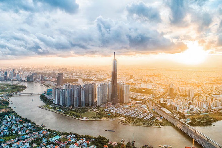Lịch sử phát triển của nhiều quốc gia cho thấy, những doanh nghiệp có ảnh hưởng lớn nhất thường không chỉ đi theo những con đường đã được mở sẵn.