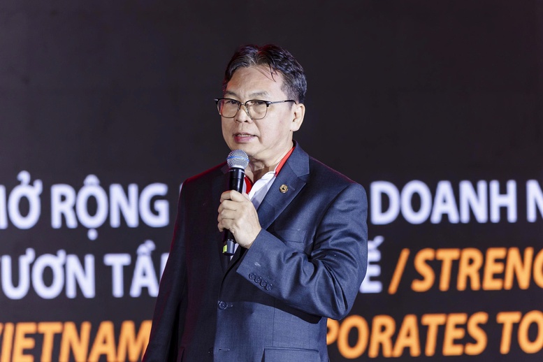 Ông Trần Hoài Phương, Giám đốc Ngân hàng Doanh nghiệp HDBank