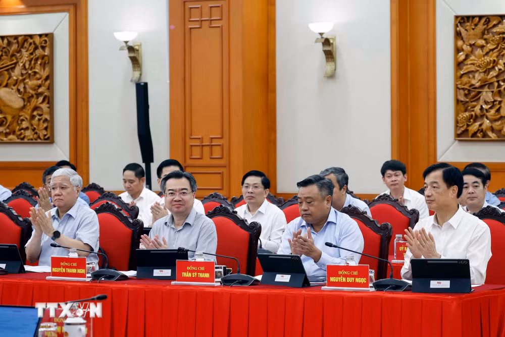 Các đại biểu tham dự Phiên họp thứ nhất Ban Chỉ đạo Trung ương về tổng kết thực tiễn và nghiên cứu sửa đổi, bổ sung Điều lệ Đảng - Ảnh: TTXVN